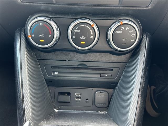 Mazda DEMIO 2015 7593958-1