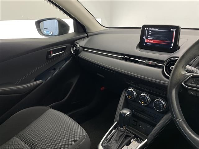 Mazda DEMIO 2017 7594183-22