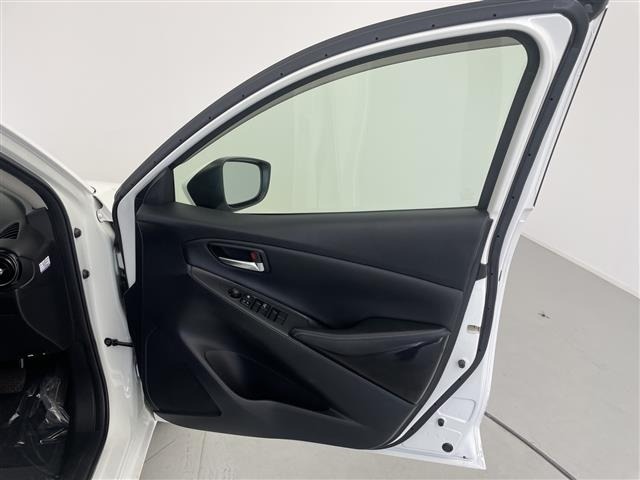 Mazda DEMIO 2016 7594218-6