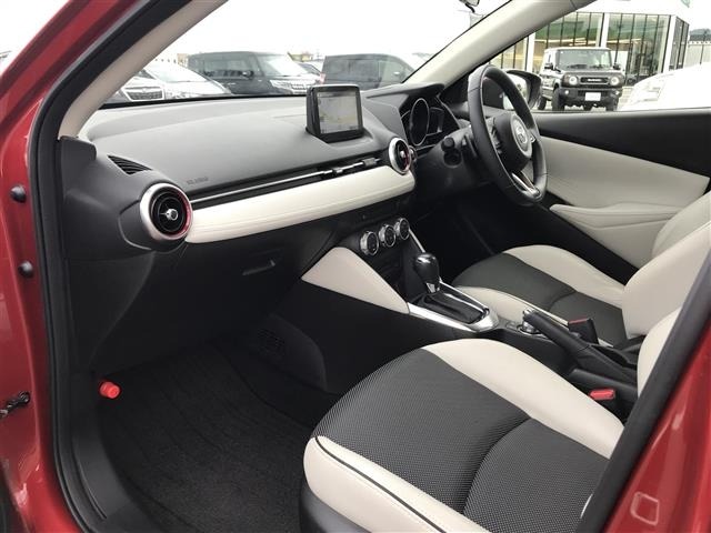 Mazda DEMIO 2017 7594324-2