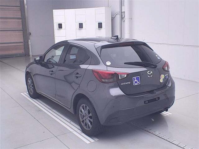 Mazda DEMIO 2017 7594357-1