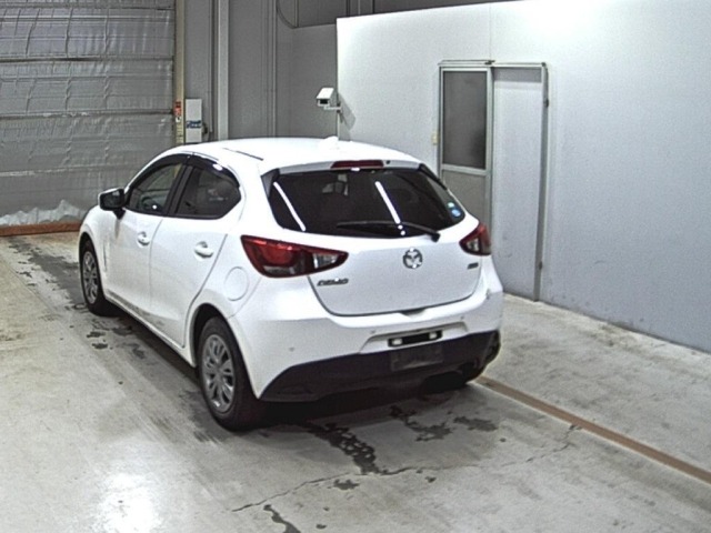 Mazda DEMIO 2018 7594360-1