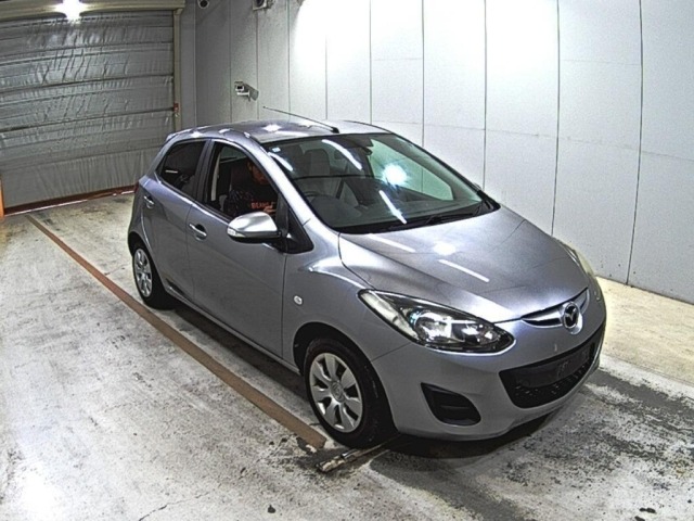 Mazda DEMIO 2013 7594367-0
