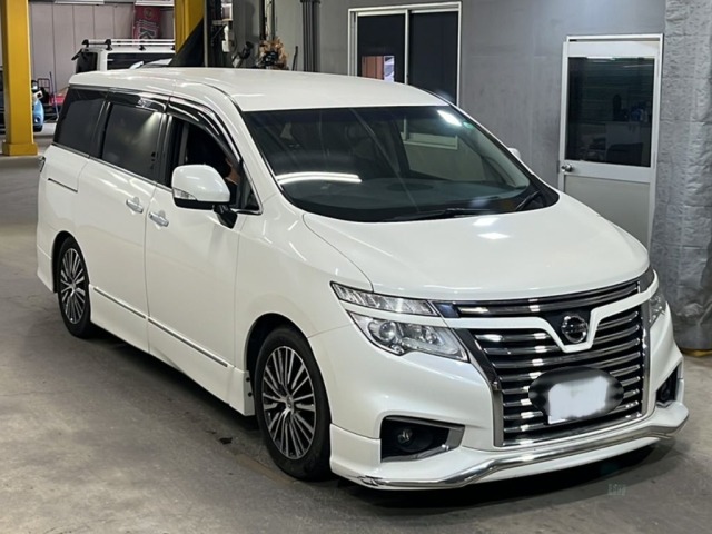 Nissan ELGRAND 2017 7594483-4