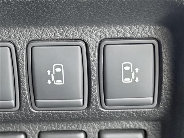 Nissan ELGRAND 2014 7594493-19