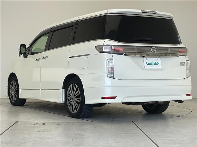 Nissan ELGRAND 2017 7594495-4