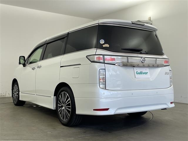 Nissan ELGRAND 2021 7594498-13