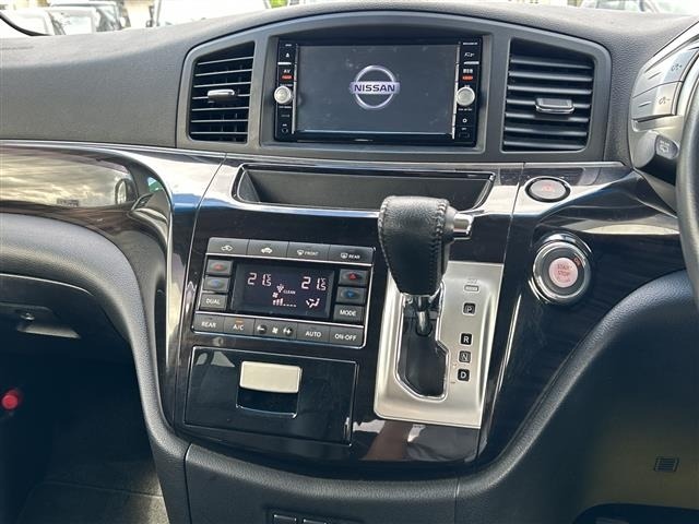Nissan ELGRAND 2016 7594501-16