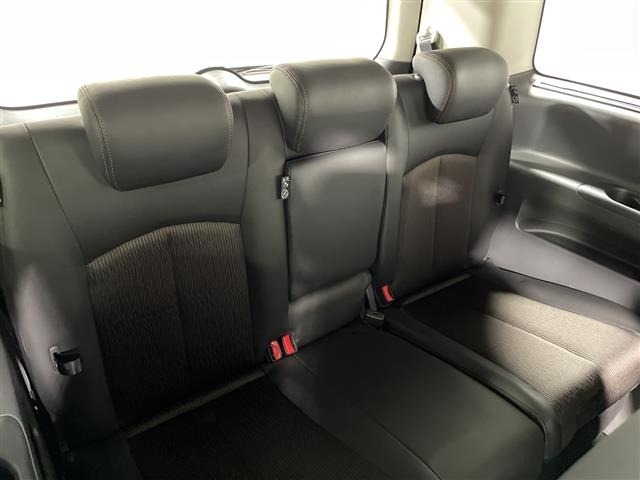 Nissan ELGRAND 2018 7594503-12
