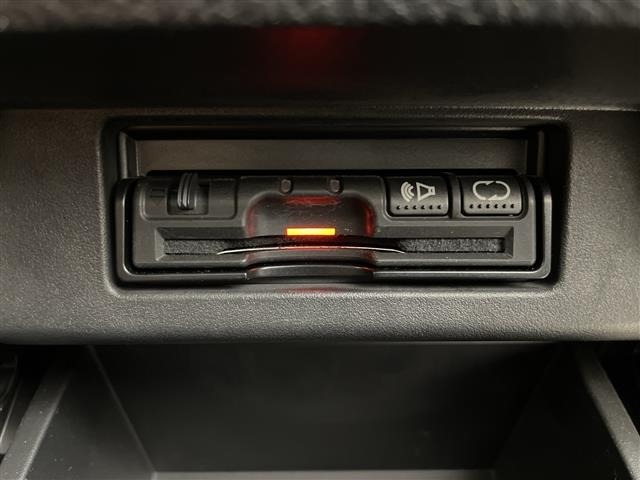 Nissan ELGRAND 2013 7594504-1