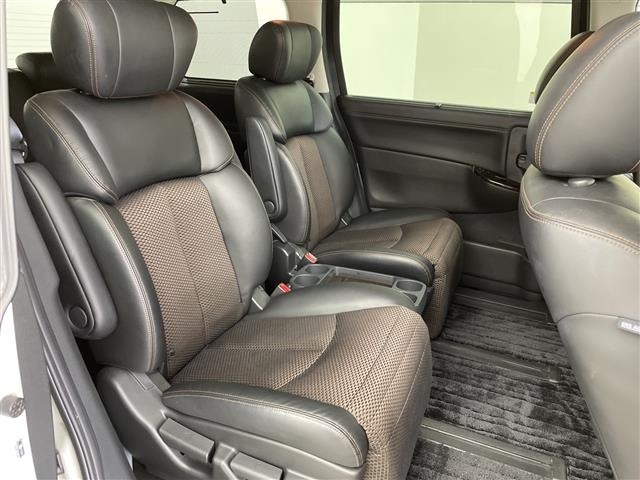 Nissan ELGRAND 2013 7594504-10