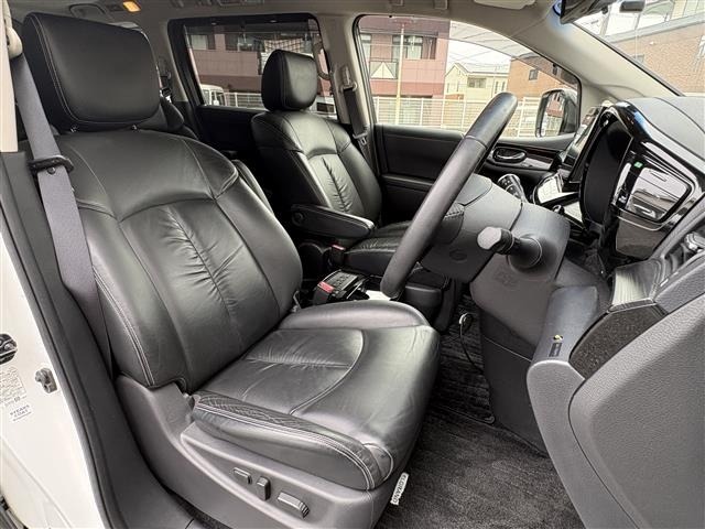 Nissan ELGRAND 2023 7594507-3