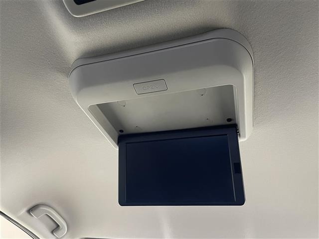 Nissan ELGRAND 2019 7594508-16
