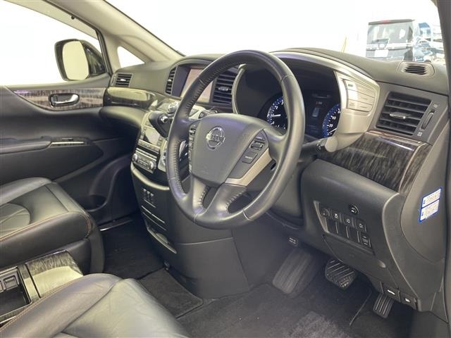 Nissan ELGRAND 2014 7594509-1
