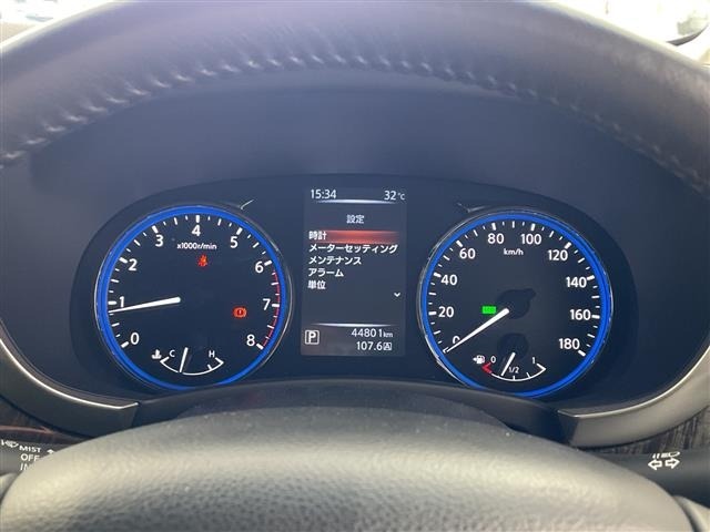 Nissan ELGRAND 2014 7594509-6