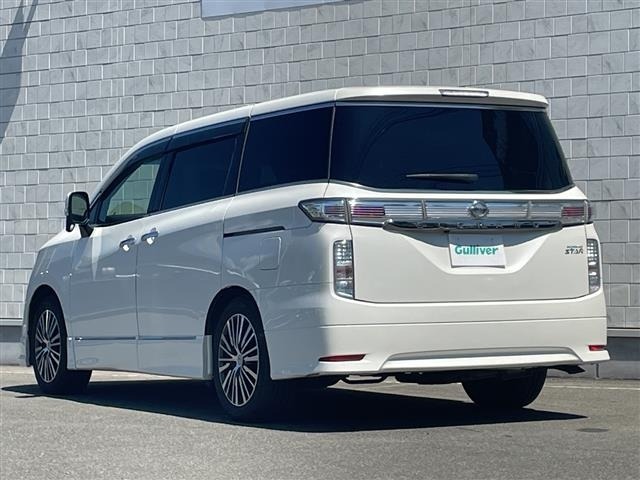 Nissan ELGRAND 2017 7594511-13