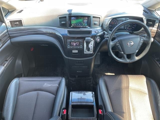 Nissan ELGRAND 2017 7594511-16