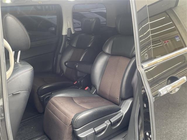 Nissan ELGRAND 2010 7594512-12