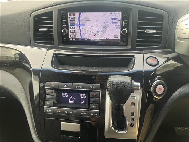 Nissan ELGRAND 2017 7594513-15