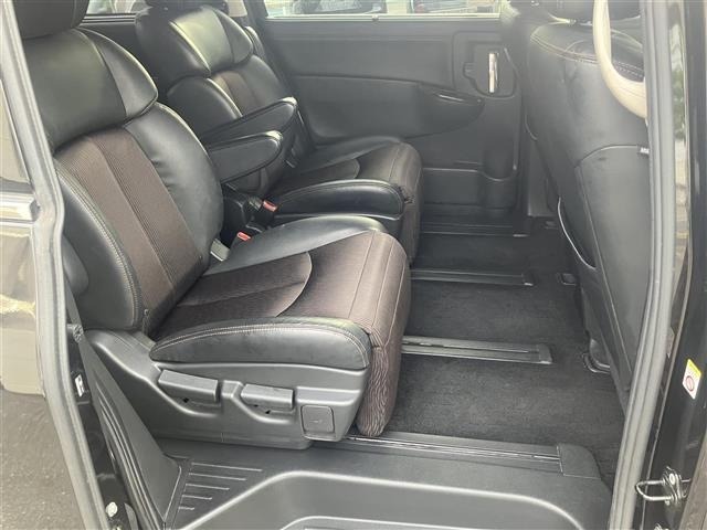 Nissan ELGRAND 2017 7594513-21