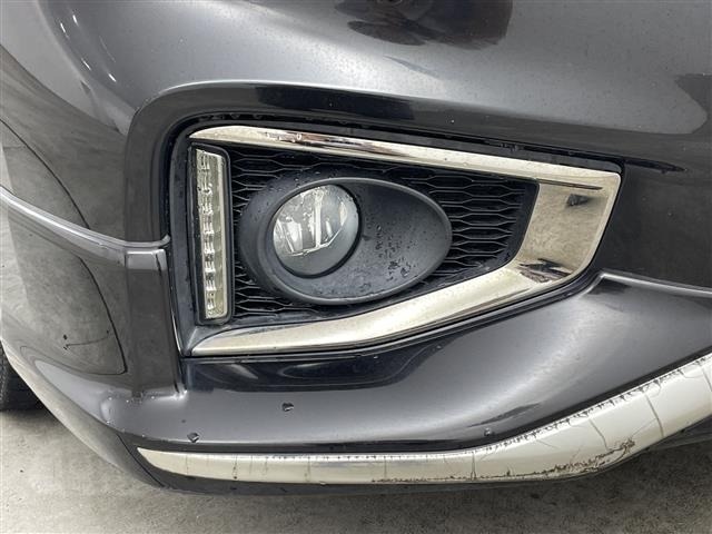 Nissan ELGRAND 2015 7594514-10