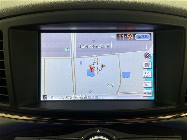 Nissan ELGRAND 2015 7594514-17