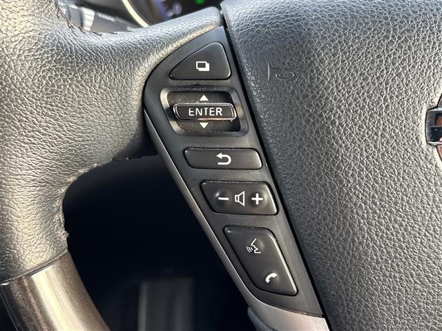 Nissan ELGRAND 2016 7594515-1
