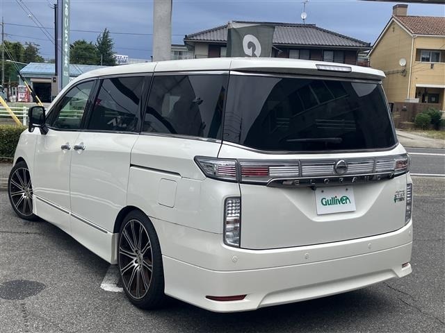 Nissan ELGRAND 2019 7594520-13