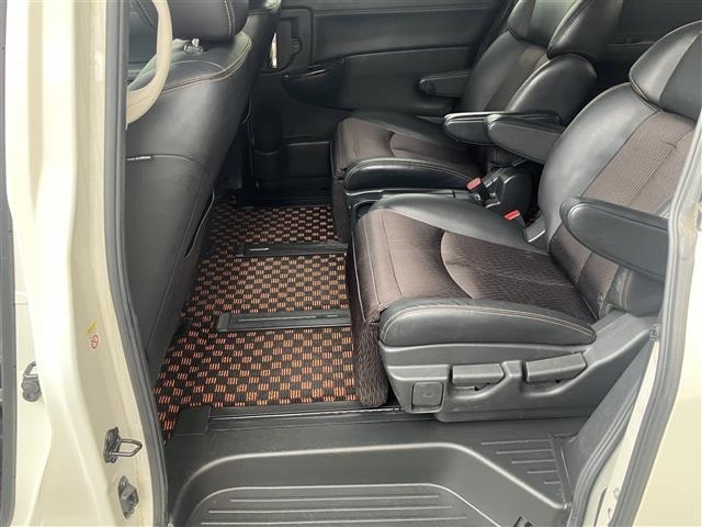 Nissan ELGRAND 2019 7594520-22