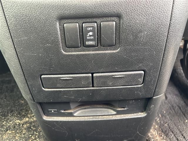 Nissan ELGRAND 2013 7594521-20