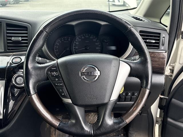 Nissan ELGRAND 2013 7594521-3