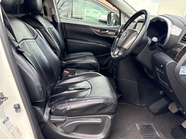 Nissan ELGRAND 2011 7594522-4