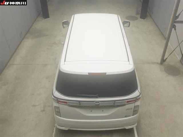 Nissan ELGRAND 2019 7594525-5