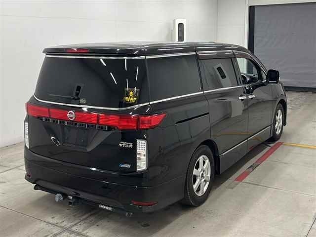 Nissan ELGRAND 2010 7594526-5