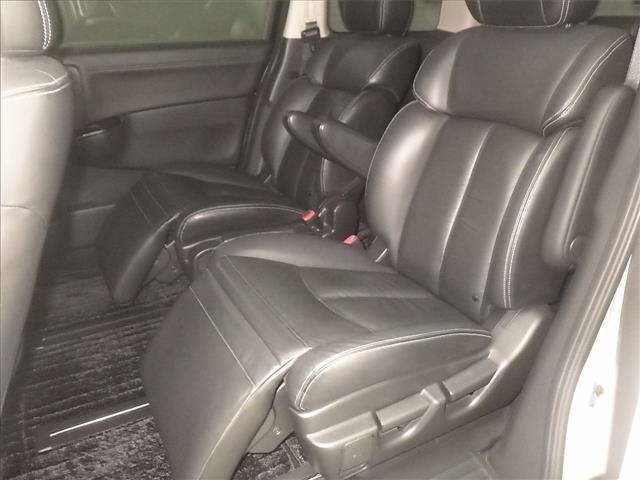 Nissan ELGRAND 2013 7594529-7