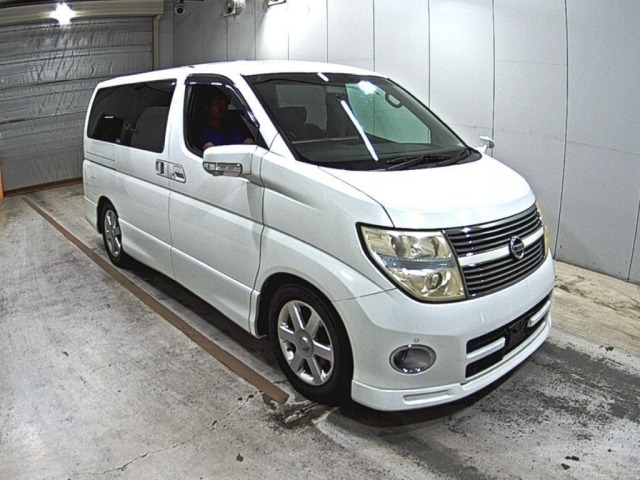 Nissan ELGRAND 2009 7594530-0