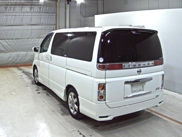 Nissan ELGRAND 2006 7594545-1