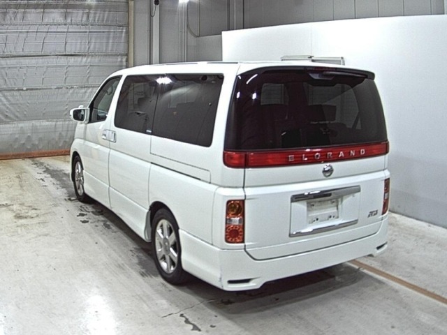 Nissan ELGRAND 2007 7594546-1