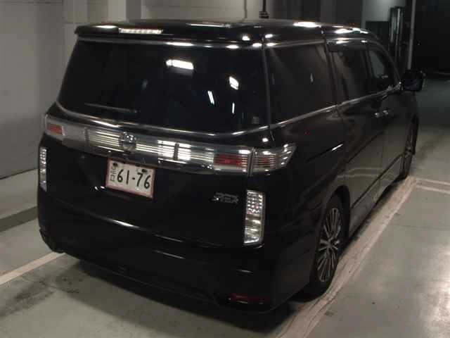 Nissan ELGRAND 2015 7594554-5