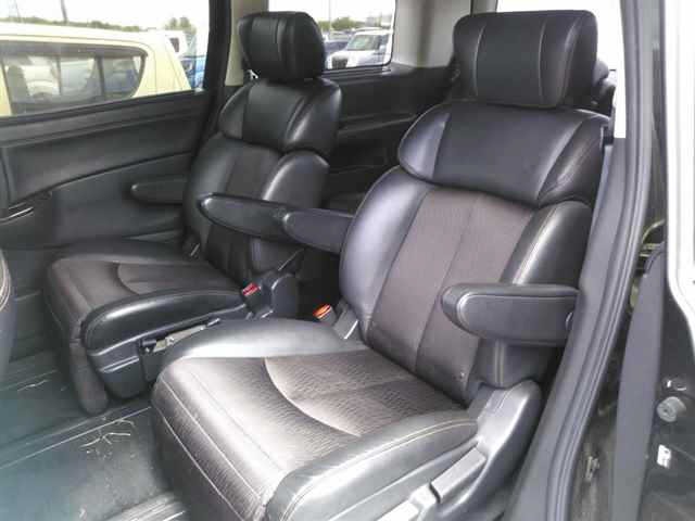 Nissan ELGRAND 2015 7594554-9