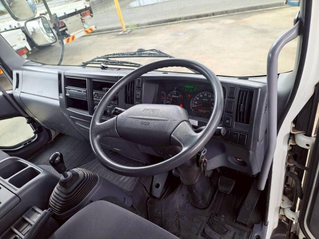 Isuzu FORWARD 2012 7587212-13