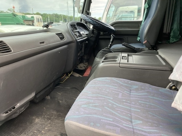 Isuzu FORWARD 2003 7587300-5