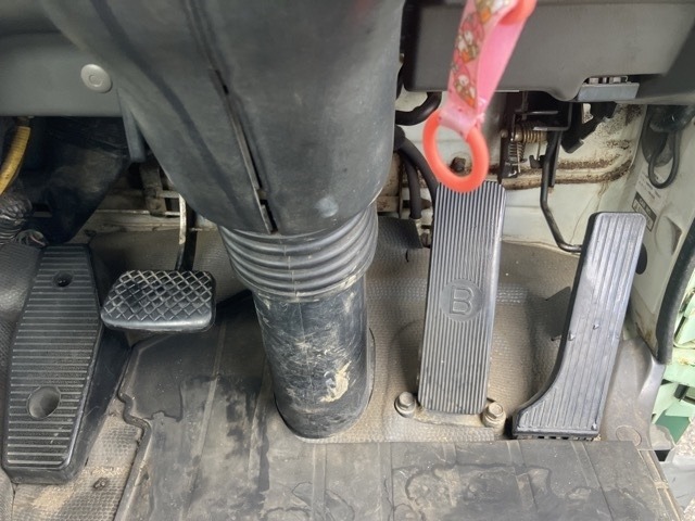 Isuzu FORWARD 2004 7587328-4