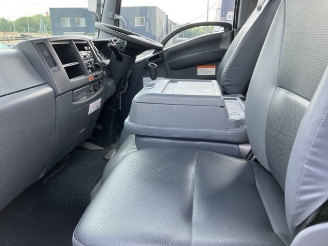 Isuzu FORWARD 2018 7587358-5