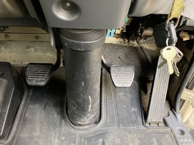 Isuzu FORWARD 2011 7587372-4
