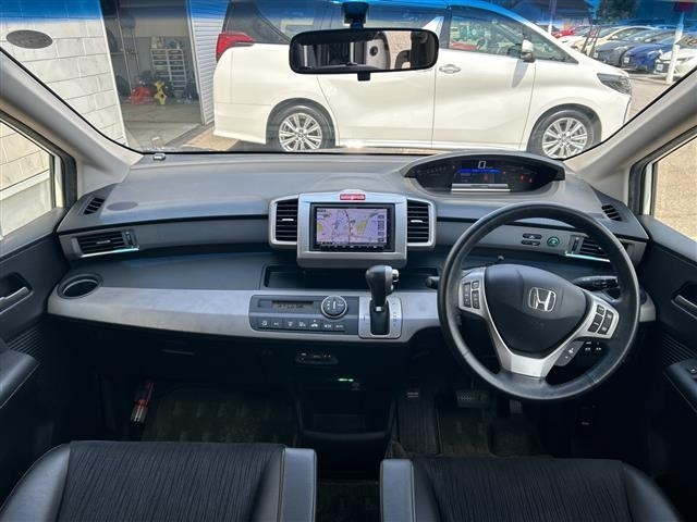 Honda FREED 2013 7570111-15