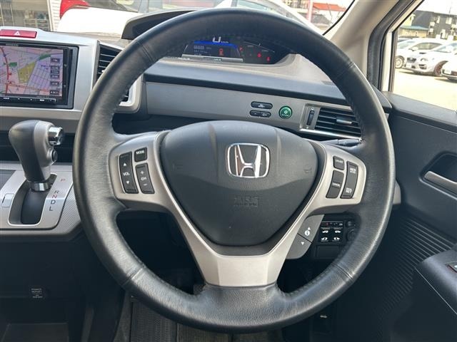 Honda FREED 2013 7570111-21
