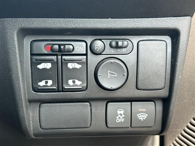 Honda FREED 2013 7570111-9