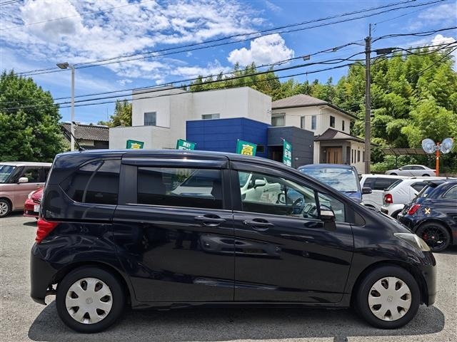 Honda FREED 2011 7570132-21