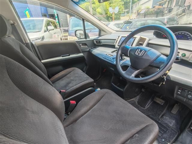 Honda FREED 2011 7570132-9